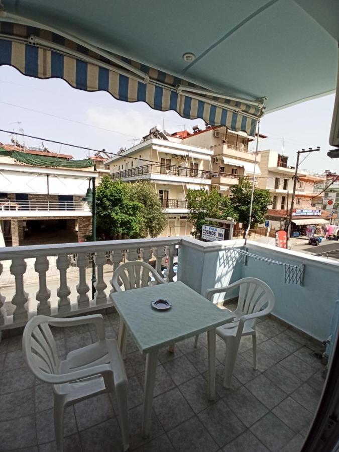 Villa Cosmos Inn Olympic Beach Exterior photo