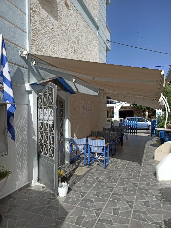 Villa Cosmos Inn Olympic Beach Exterior photo